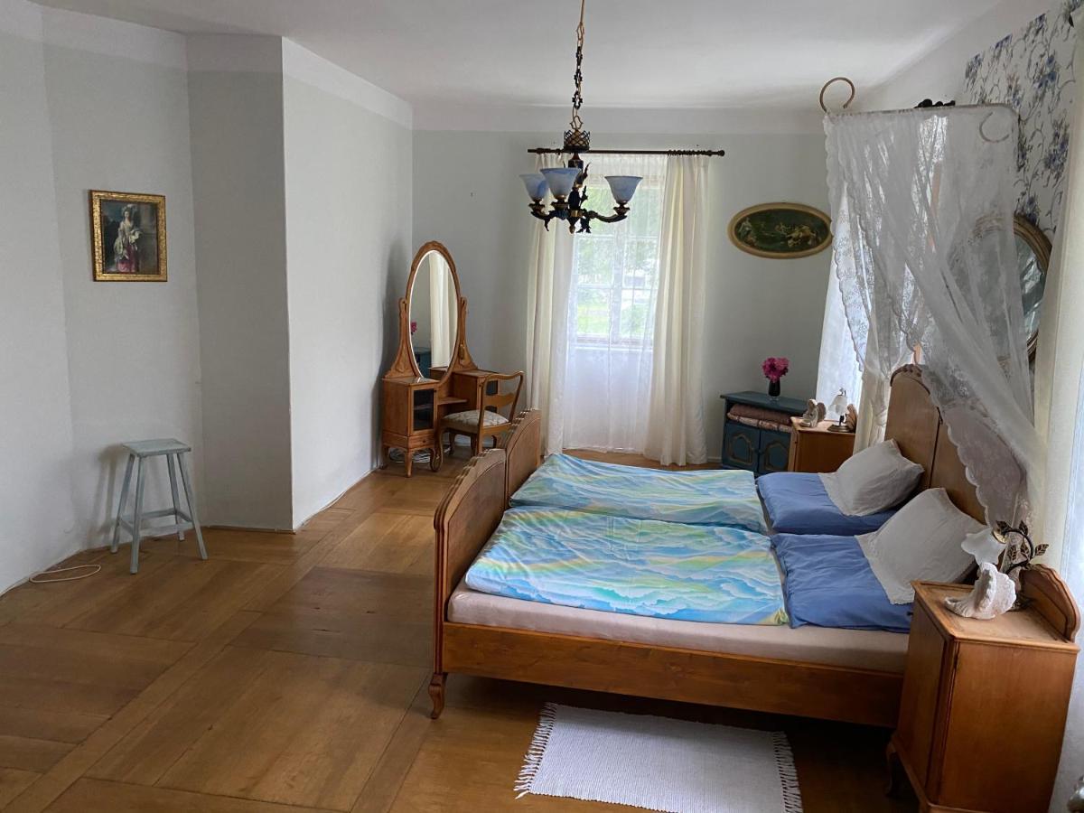 Apartman Gold Na Zamku Ческа-Каменіце Екстер'єр фото